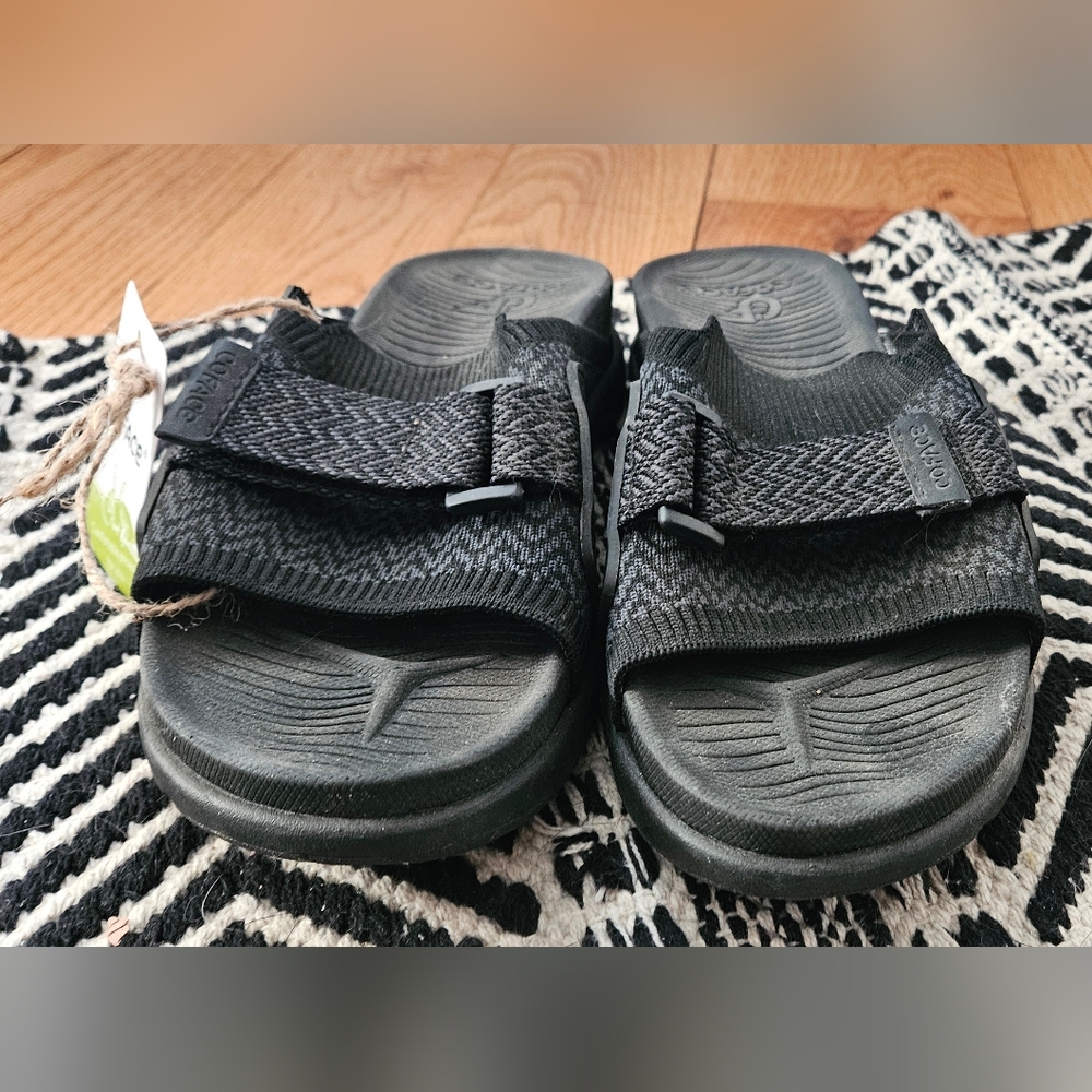 NWT Coface Adjustable Slip-Ons